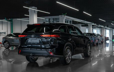 Toyota Highlander, 2026 год, 5 100 000 рублей, 5 фотография