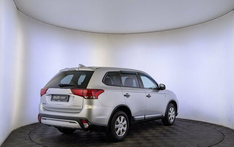 Mitsubishi Outlander III рестайлинг 3, 2019 год, 2 050 000 рублей, 5 фотография