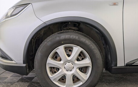 Mitsubishi Outlander III рестайлинг 3, 2019 год, 2 050 000 рублей, 13 фотография