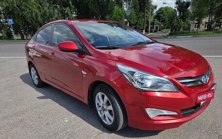 Hyundai Solaris II рестайлинг, 2016 год, 1 030 000 рублей, 2 фотография
