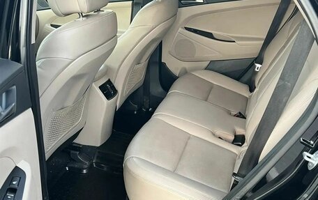 Hyundai Tucson III, 2016 год, 2 050 000 рублей, 9 фотография