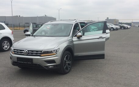 Volkswagen Tiguan II, 2017 год, 2 200 000 рублей, 7 фотография