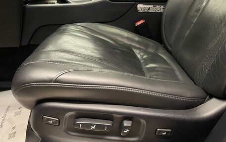 Lexus LX III, 2018 год, 7 900 000 рублей, 17 фотография