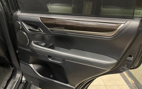 Lexus LX III, 2018 год, 7 900 000 рублей, 21 фотография