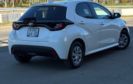 Toyota Yaris, 2021 год, 965 000 рублей, 4 фотография