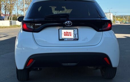 Toyota Yaris, 2021 год, 965 000 рублей, 5 фотография
