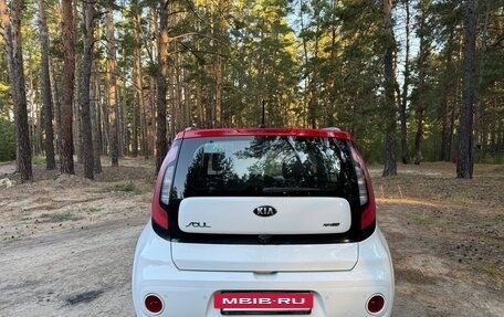 KIA Soul II рестайлинг, 2018 год, 1 680 000 рублей, 4 фотография