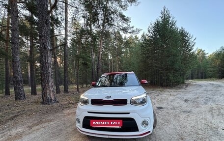 KIA Soul II рестайлинг, 2018 год, 1 680 000 рублей, 7 фотография
