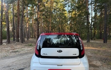 KIA Soul II рестайлинг, 2018 год, 1 680 000 рублей, 11 фотография