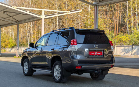 Toyota Land Cruiser Prado 150 рестайлинг 2, 2012 год, 2 899 500 рублей, 5 фотография