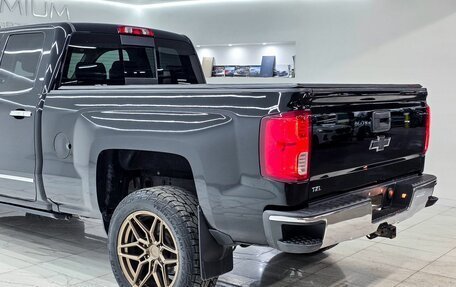 Chevrolet Silverado, 2016 год, 4 270 000 рублей, 24 фотография