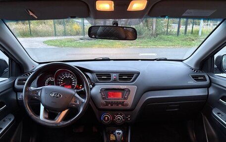 KIA Rio III рестайлинг, 2015 год, 1 000 000 рублей, 10 фотография
