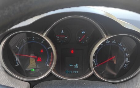 Chevrolet Cruze II, 2011 год, 450 000 рублей, 4 фотография