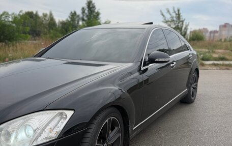 Mercedes-Benz S-Класс, 2006 год, 1 100 000 рублей, 3 фотография