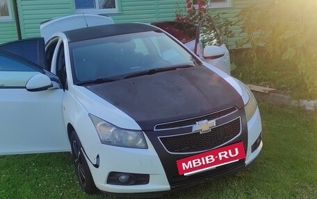 Chevrolet Cruze II, 2011 год, 450 000 рублей, 13 фотография