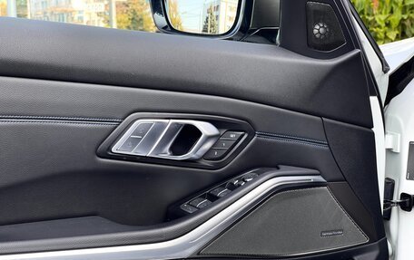 BMW 3 серия, 2020 год, 4 150 000 рублей, 18 фотография