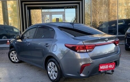 KIA Rio IV, 2017 год, 929 000 рублей, 3 фотография