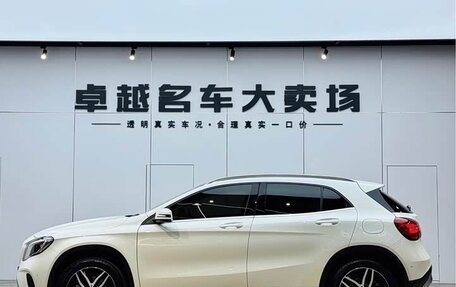 Mercedes-Benz GLA, 2018 год, 1 660 000 рублей, 6 фотография