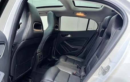 Mercedes-Benz GLA, 2018 год, 1 660 000 рублей, 18 фотография