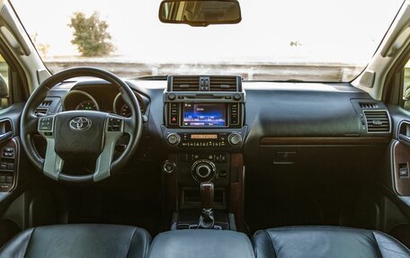 Toyota Land Cruiser Prado 150 рестайлинг 2, 2015 год, 3 898 000 рублей, 13 фотография