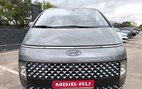 Hyundai Staria, 2021 год, 5 100 000 рублей, 30 фотография