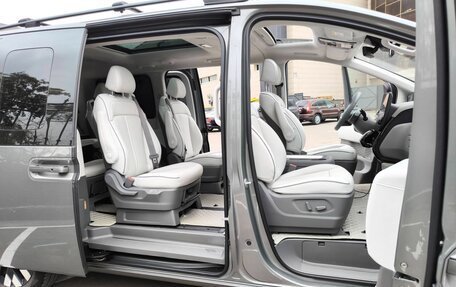 Hyundai Staria, 2021 год, 5 100 000 рублей, 40 фотография