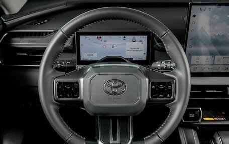 Toyota RAV4, 2026 год, 4 550 000 рублей, 19 фотография