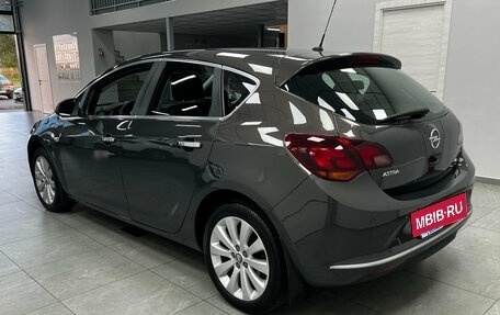 Opel Astra J, 2013 год, 730 000 рублей, 4 фотография