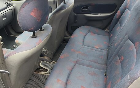 Renault Clio III, 2001 год, 170 000 рублей, 6 фотография