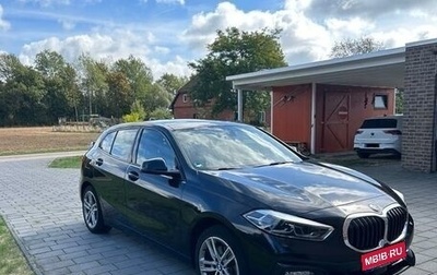 BMW 1 серия, 2022 год, 3 868 000 рублей, 1 фотография