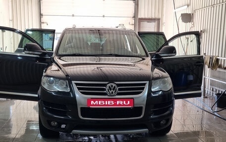 Volkswagen Touareg III, 2008 год, 1 750 000 рублей, 25 фотография
