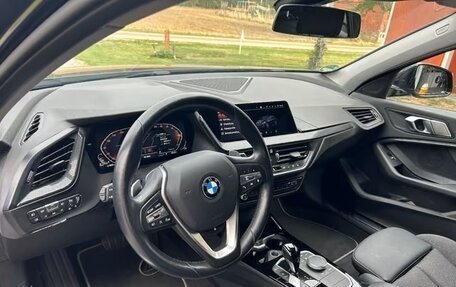 BMW 1 серия, 2022 год, 3 868 000 рублей, 8 фотография