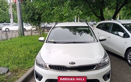 KIA Rio IV, 2018 год, 999 999 рублей, 1 фотография