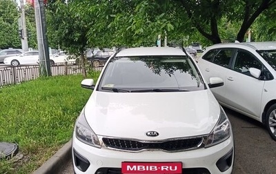 KIA Rio IV, 2018 год, 999 999 рублей, 1 фотография