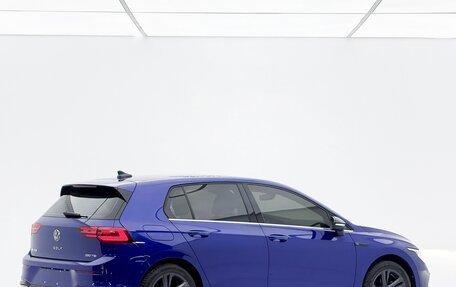 Volkswagen Golf VIII, 2022 год, 1 840 000 рублей, 2 фотография