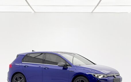 Volkswagen Golf VIII, 2022 год, 1 840 000 рублей, 3 фотография