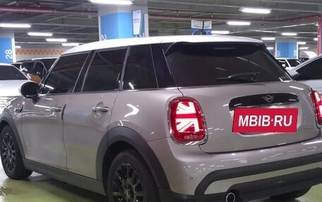 MINI Hatch, 2023 год, 1 857 000 рублей, 6 фотография