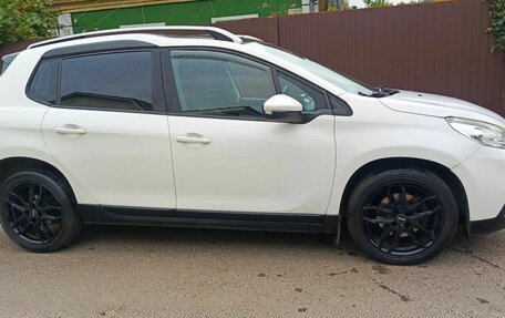 Peugeot 2008 II, 2014 год, 690 000 рублей, 3 фотография