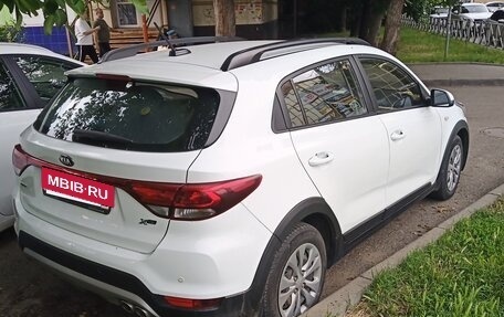 KIA Rio IV, 2018 год, 999 999 рублей, 2 фотография