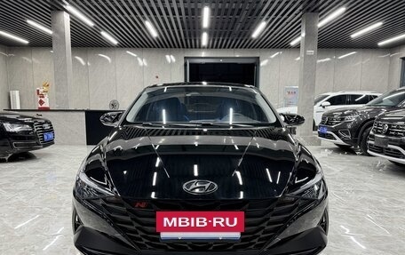 Hyundai Elantra, 2022 год, 1 912 000 рублей, 2 фотография
