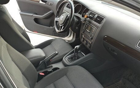 Volkswagen Jetta VI, 2015 год, 1 020 000 рублей, 9 фотография