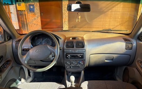 Hyundai Accent II, 2004 год, 270 000 рублей, 10 фотография
