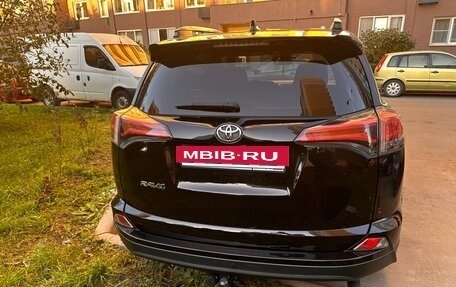 Toyota RAV4, 2018 год, 2 329 000 рублей, 4 фотография
