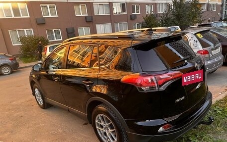Toyota RAV4, 2018 год, 2 329 000 рублей, 3 фотография