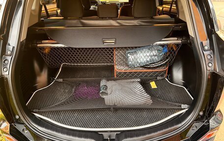 Toyota RAV4, 2018 год, 2 329 000 рублей, 13 фотография