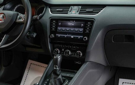 Skoda Octavia, 2020 год, 2 090 000 рублей, 13 фотография