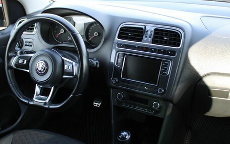 Volkswagen Polo VI (EU Market), 2018 год, 1 219 000 рублей, 21 фотография