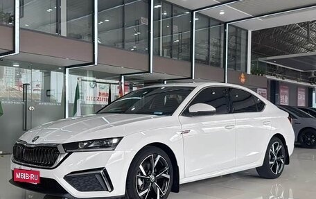 Skoda Octavia IV, 2023 год, 1 740 000 рублей, 1 фотография