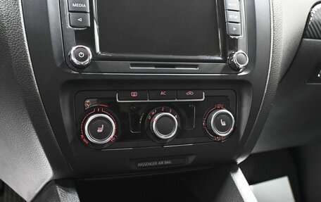 Volkswagen Jetta VI, 2012 год, 895 000 рублей, 14 фотография