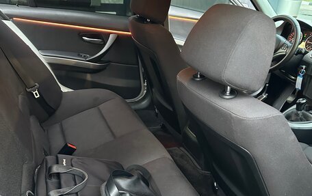 BMW 3 серия, 2008 год, 1 150 000 рублей, 12 фотография